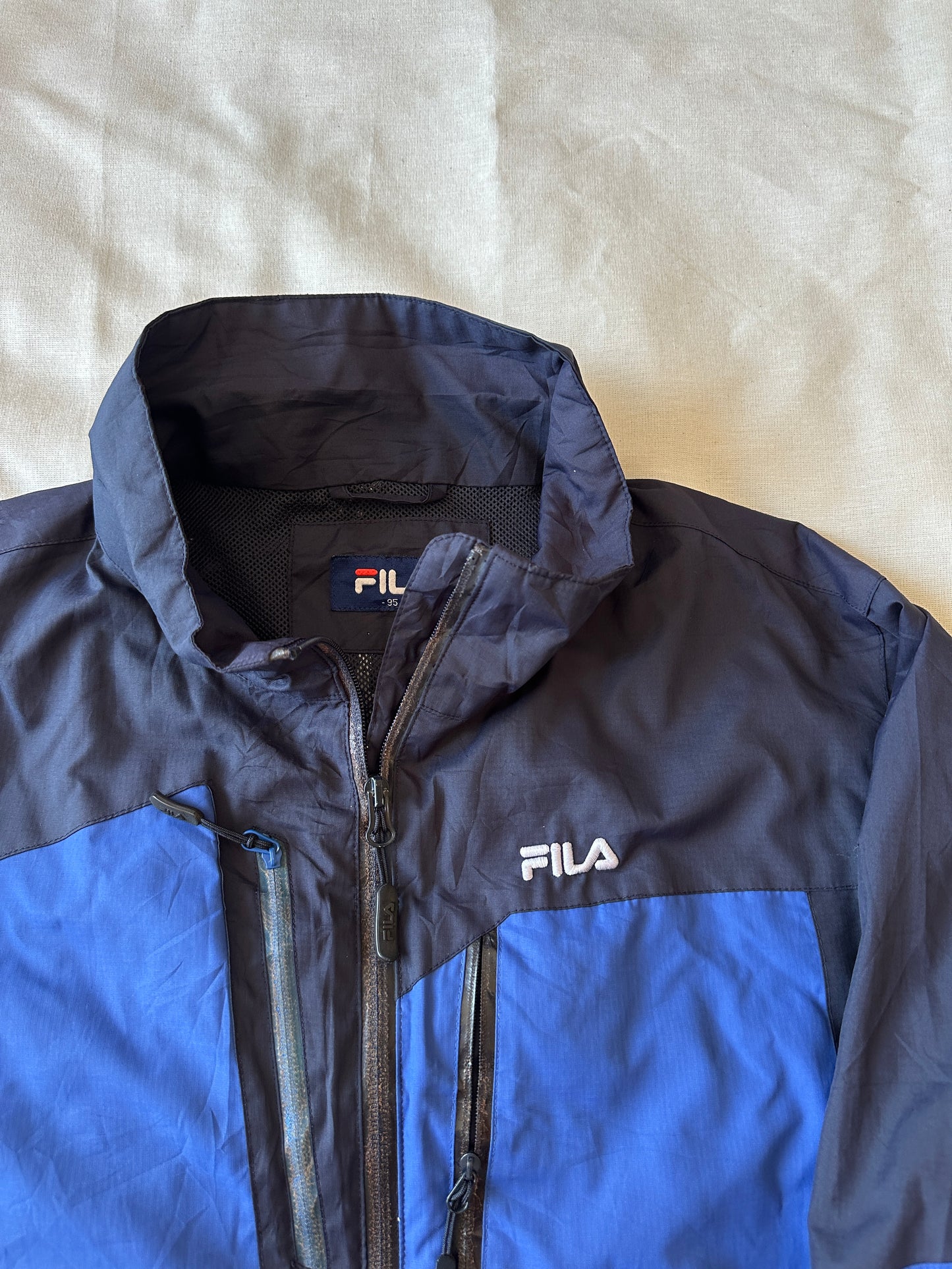 Fila - M