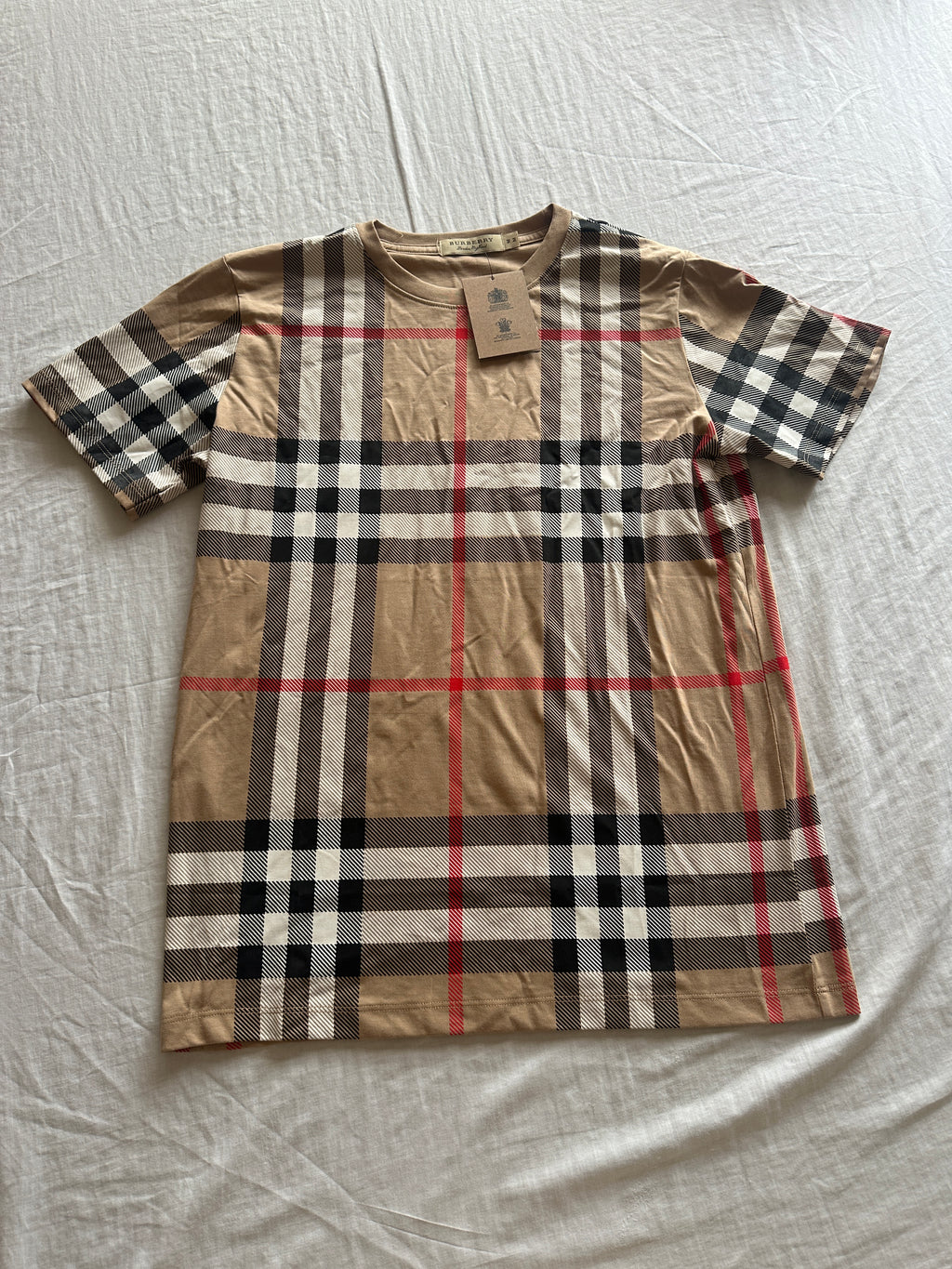 Burberry — Polo Beige, Talla M