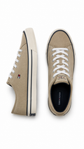 1. Tommy Hilfiger — Sneakers, Talla 43