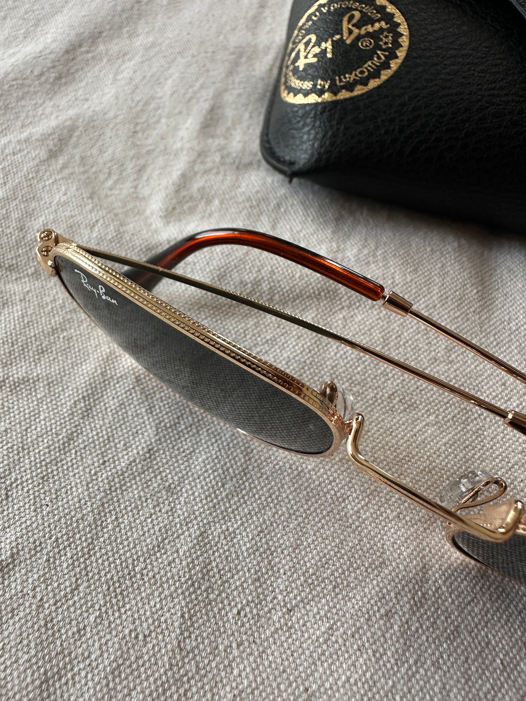 Rayban — Hexagonales Hombre