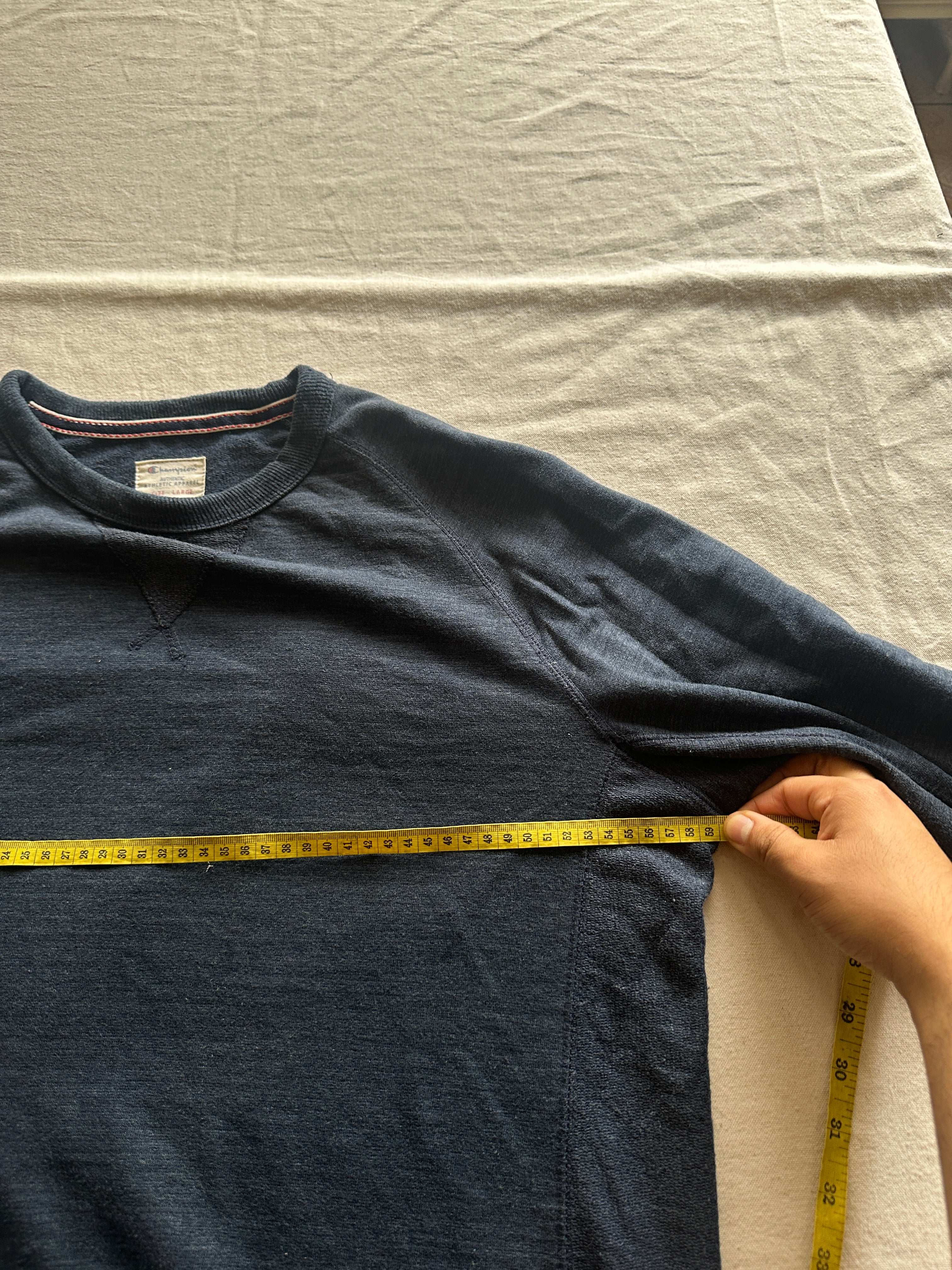 Champions — Crewneck Azul, Talla L
