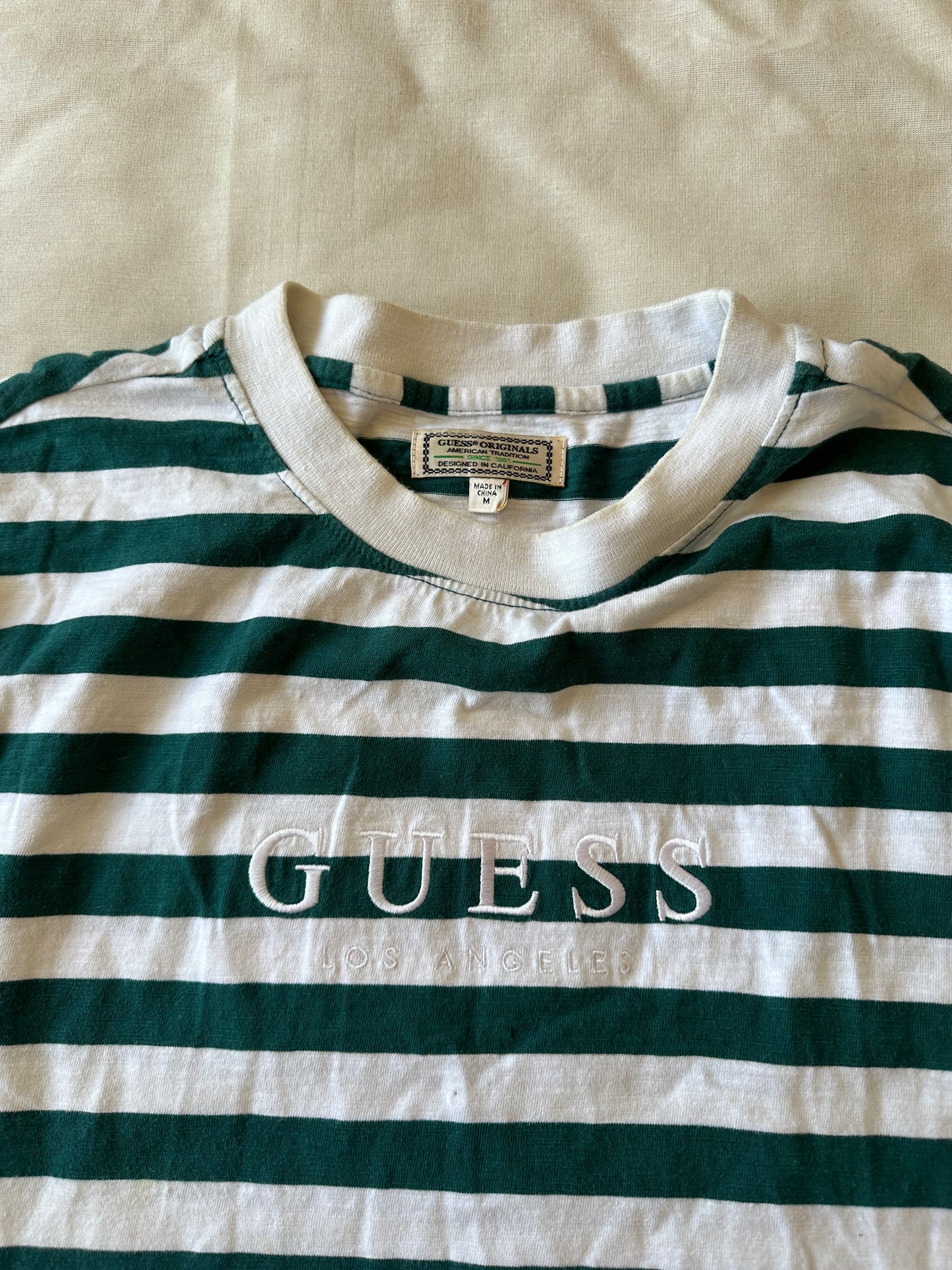 Guess - M