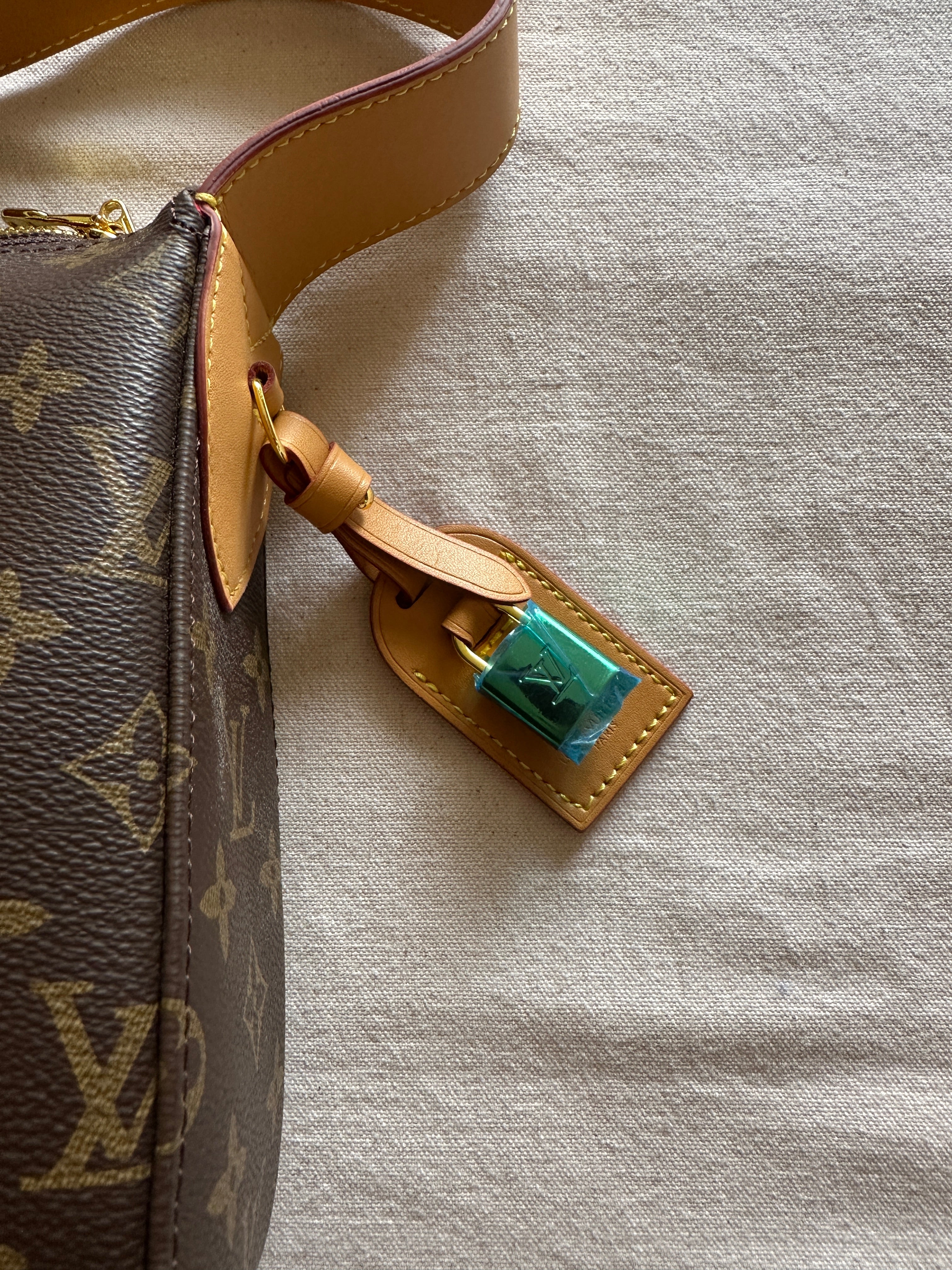 Louis Vuitton — Bolso Exclusivo Frances