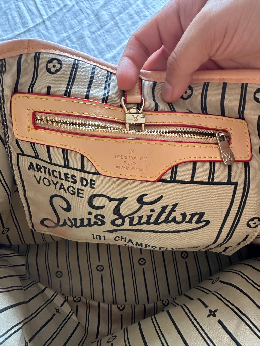 Louis Vuitton — Bolso Exclusivo
