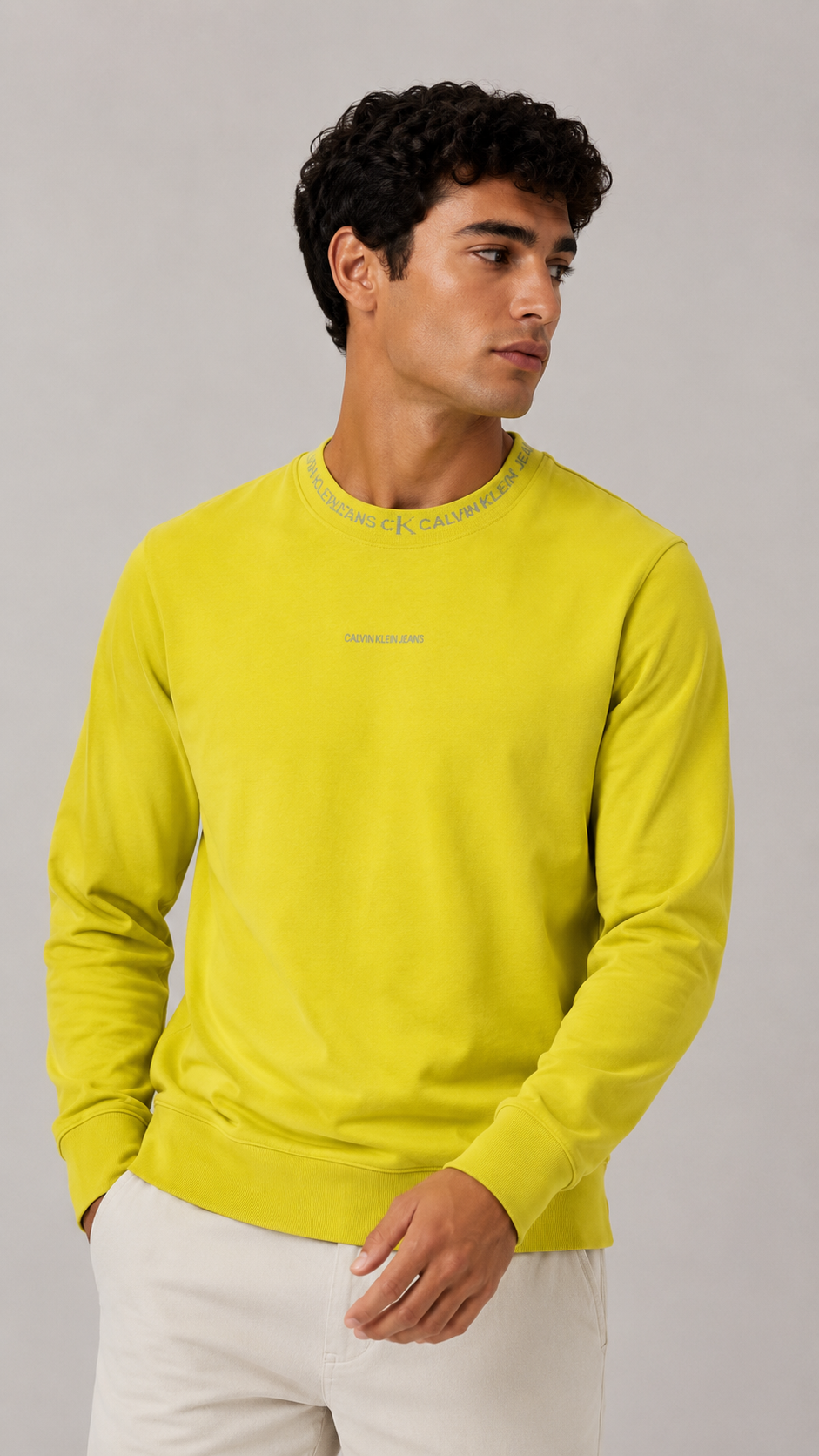 Calvin Klein — Nuevo Polera Amarillo, Talla L